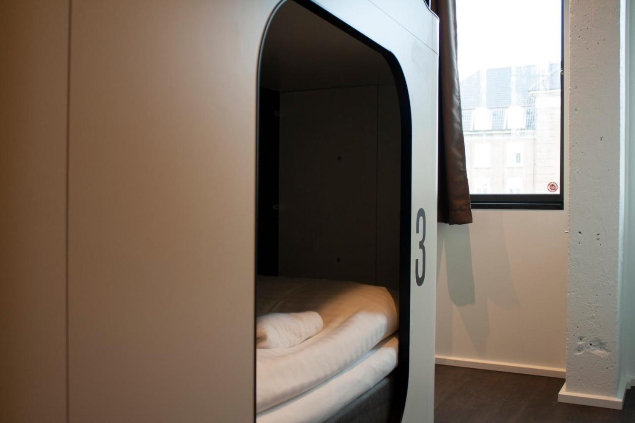 6 Bed Private Room Private Bathroom