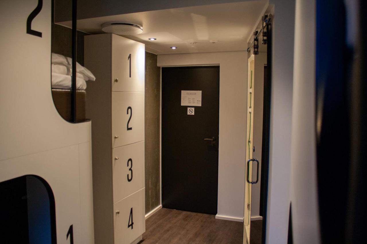 6 Bed Private Room Private Bathroom